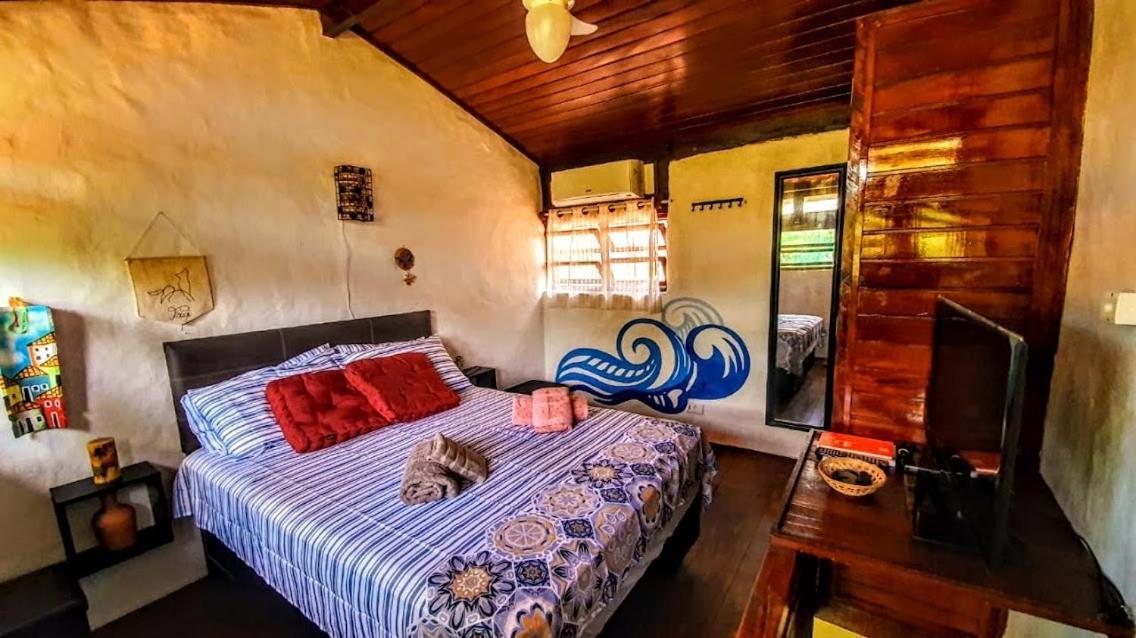 Chale Rustico E Charmoso Na Praia Para Casal! Apartment Ubatuba Ngoại thất bức ảnh