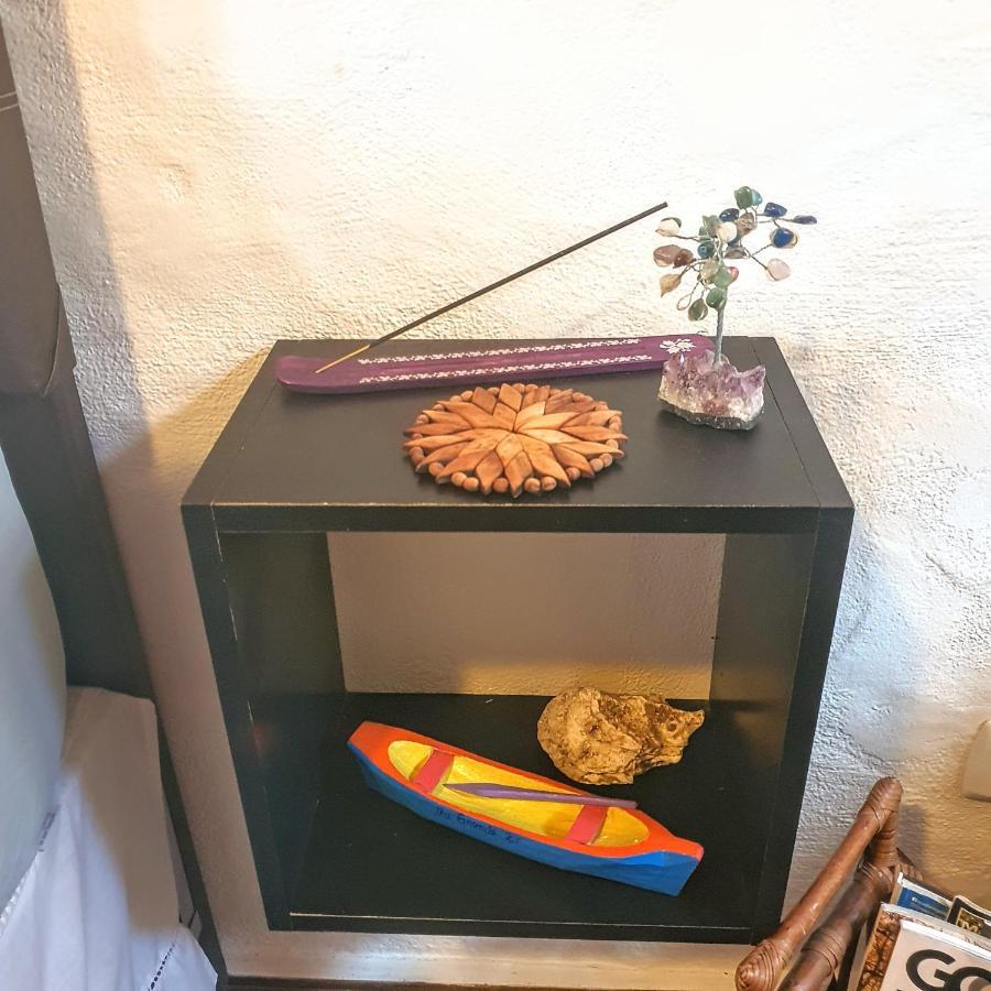 Chale Rustico E Charmoso Na Praia Para Casal! Apartment Ubatuba Ngoại thất bức ảnh